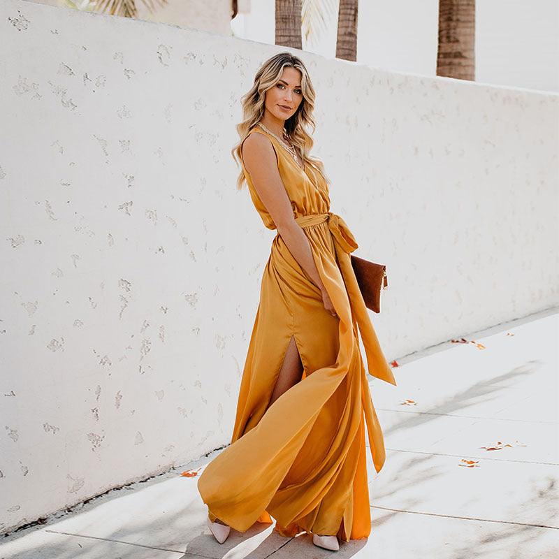 vV neck sleeveless dress - Trendha
