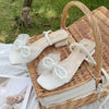 Color: Creamywhite