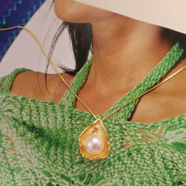Pearl ladies pendant - Trendha