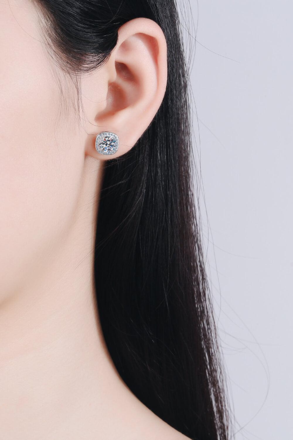 Let Me Love You 1 Carat Moissanite Stud Earrings - Trendha