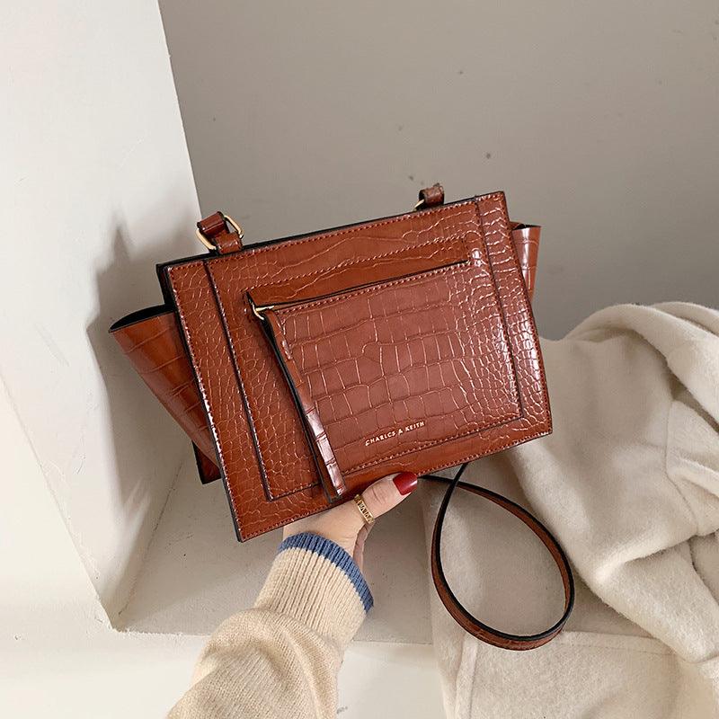 Fashion Western style large capacity messenger bag - Trendha