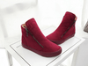 Color: Red