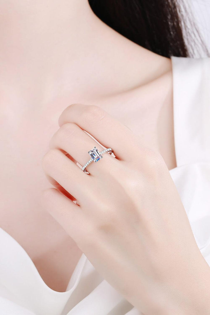 925 Sterling Silver Ring with Moissanite - Trendha