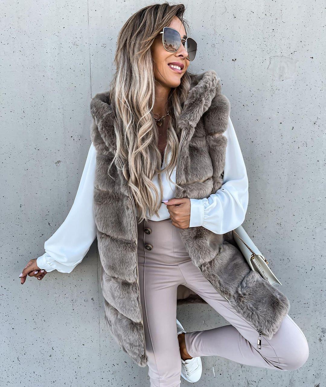 Women's Loose Plush Multicolor Hooded Vest - Trendha