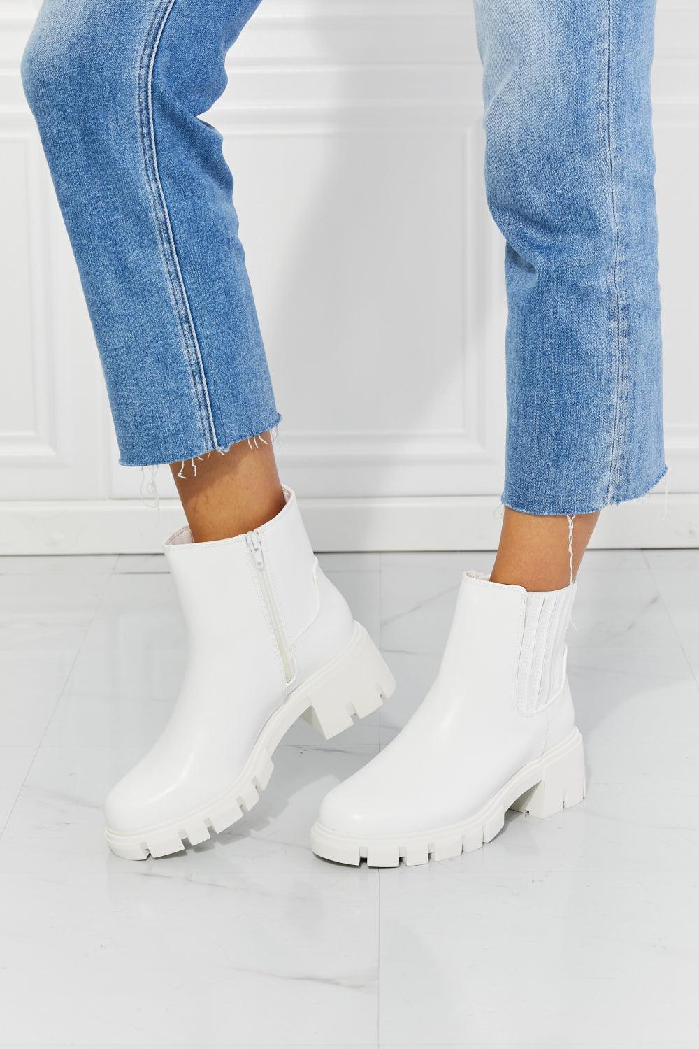 MMShoes What It Takes Lug Sole Chelsea Boots in White - Trendha