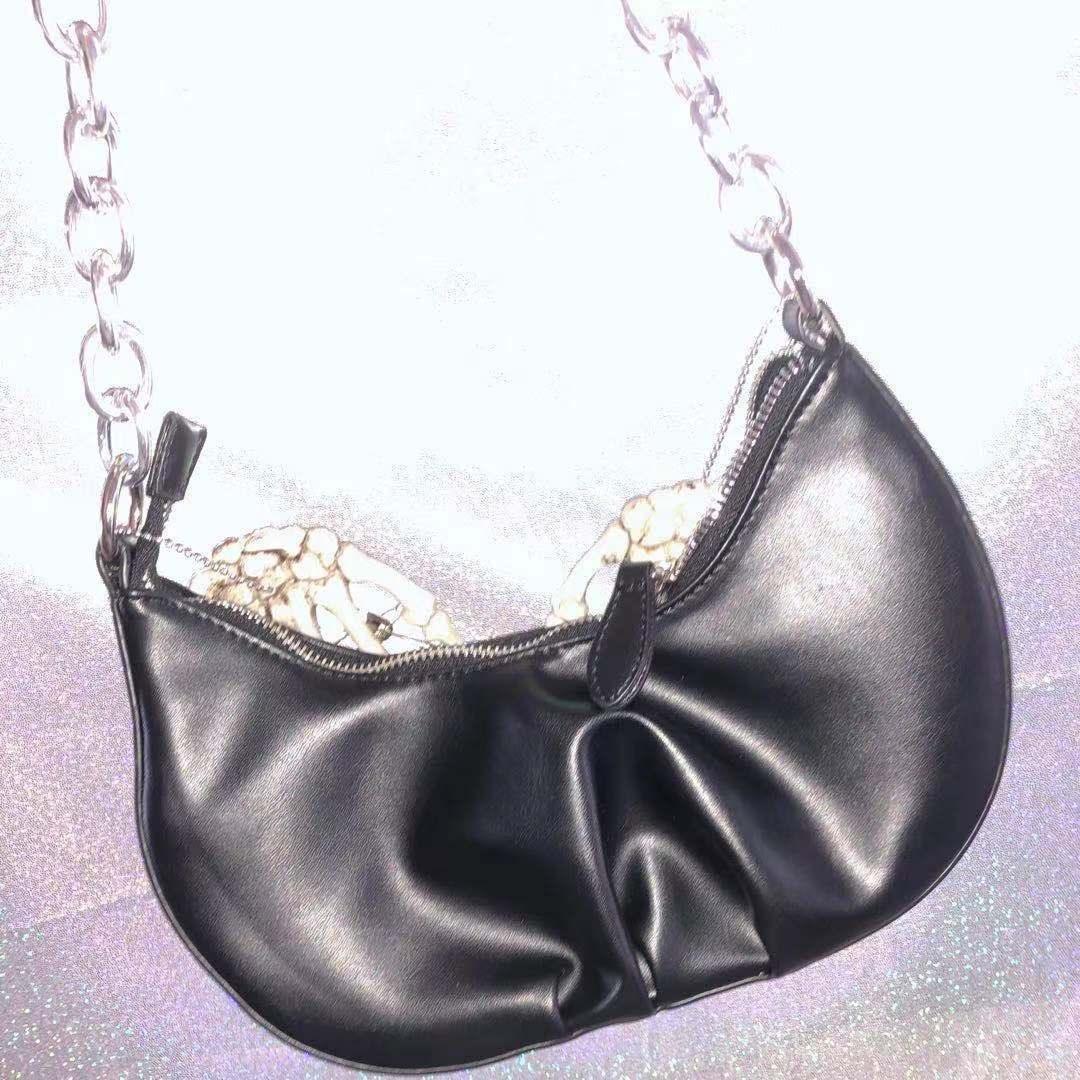 Punk Hot Girl Hand Bone Heterogeneous Chain Folded Dumpling Bun - Trendha