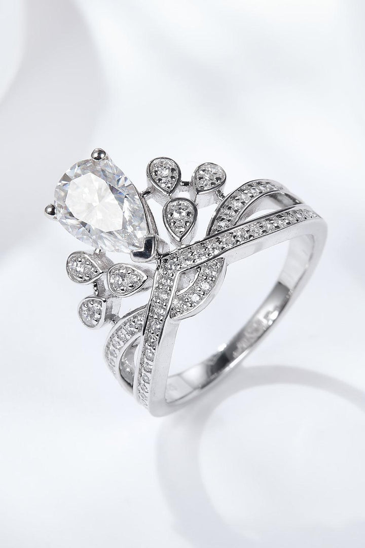 1.5 Carat Moissanite Crown-Shaped Ring - Trendha