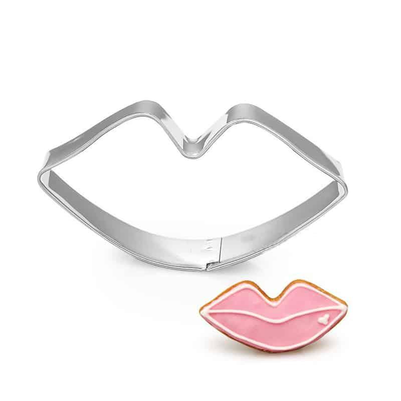 Cute Lips Shaped Eco-Friendly Stainless Steel Cookie Cutter - Trendha