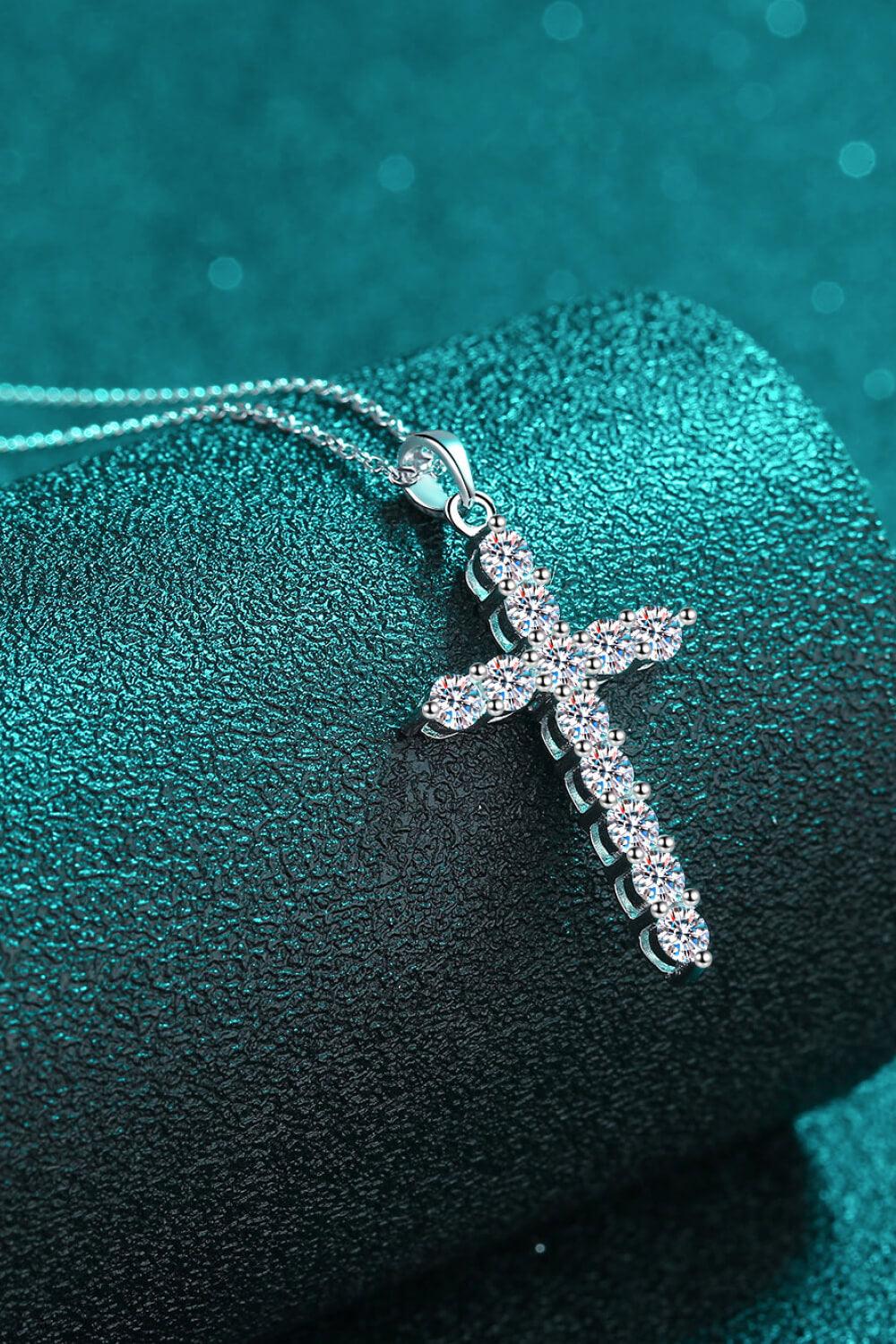 925 Sterling Silver Cross Moissanite Necklace - Trendha