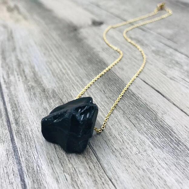 Natural Crystal Stone Pendant Necklace Irregular - Trendha