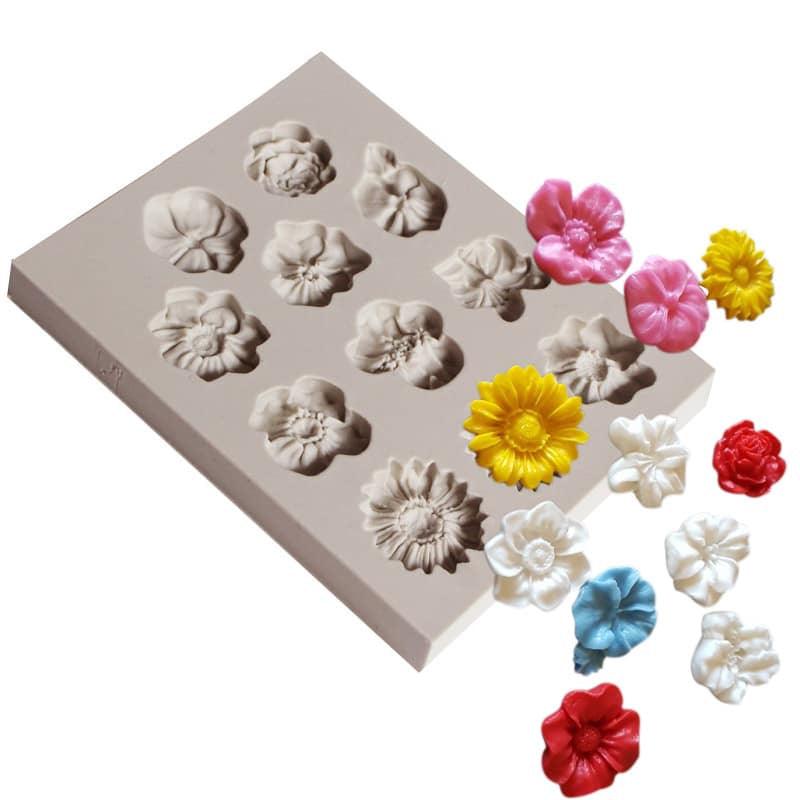 Lovely Flower Shaped Eco-Friendly Silicone Cake Decoration Mold - Trendha