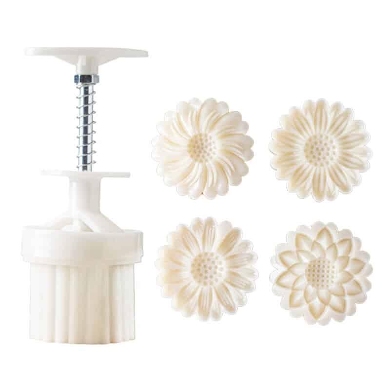 Set of 6 Chocolate Stamps in Shape of Flower - Trendha